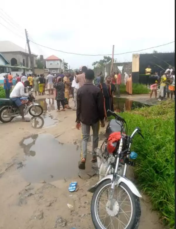 Labourer falls and dies in Lagos church soakaway
