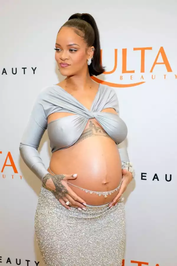 Why I Don’t Hide My Baby Bump – Rihanna Reveals