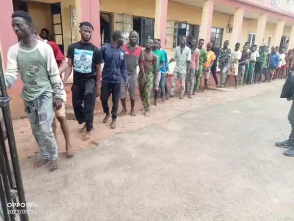 40 Suspected Cultists, Armed Robber Paraded In Ogun