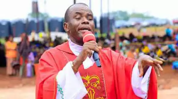 Mbaka Reacts After His Members Protested Catholic Church
