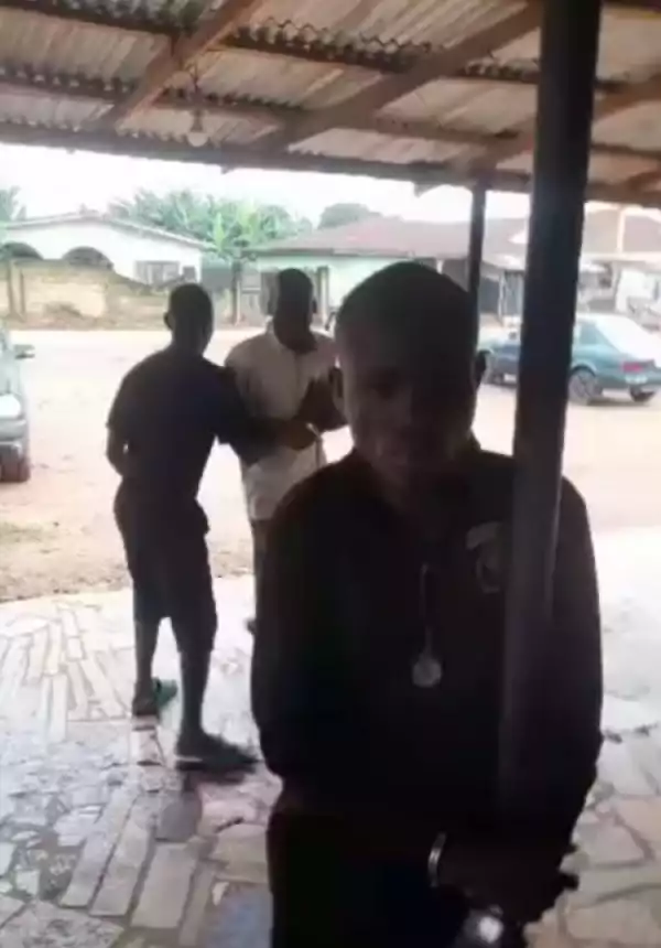 Suspected Thief Arrested by Edo Vigilantes And Forced to Sing (Video)