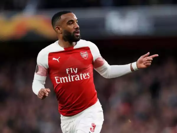 Arsenal Star, Lacazette Seen Inhaling ‘Hippy Crack’ Again Despite Previous Warning From The Club ( See Photo)