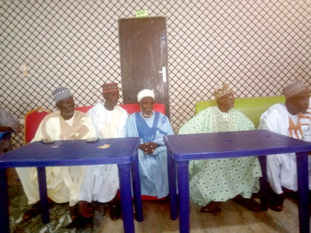Hundreds Of Buhari Loyalists In Kebbi Set To Dump APC