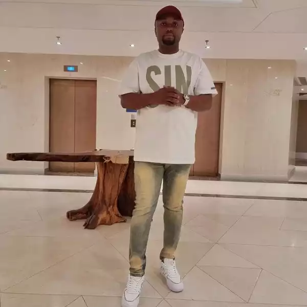 Isreal DMW Jumps For Joy After Receiving Car Gift From Davido (Video)