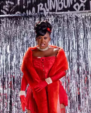 Niniola – A Christmas Love Song