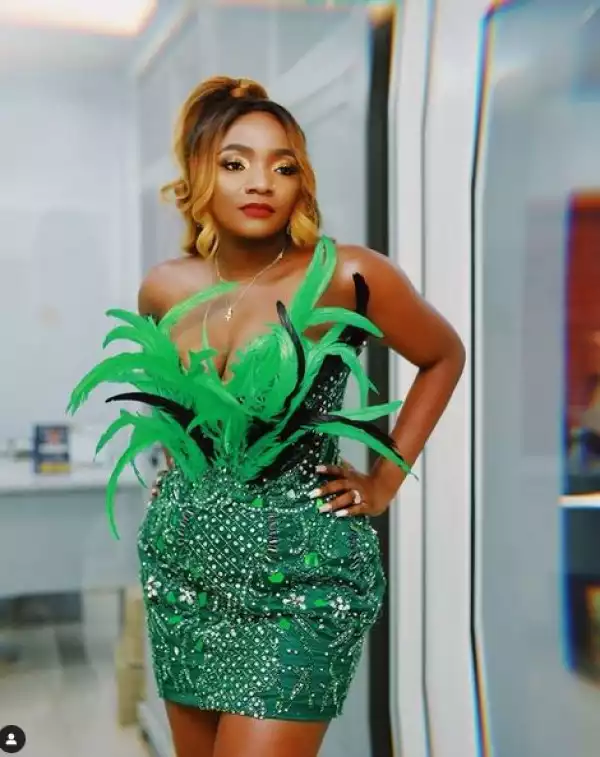 I Feel Like I’m Letting My Fans Down – Simi Speaks On Delayed Album Release