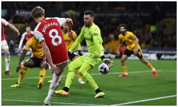  EPL: Arsenal go top with 2-0 win at Wolves