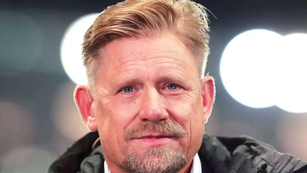 EPL: ‘He’s walking’ – Schmeichel names player who cost Man Utd 1-1 draw against Brentford