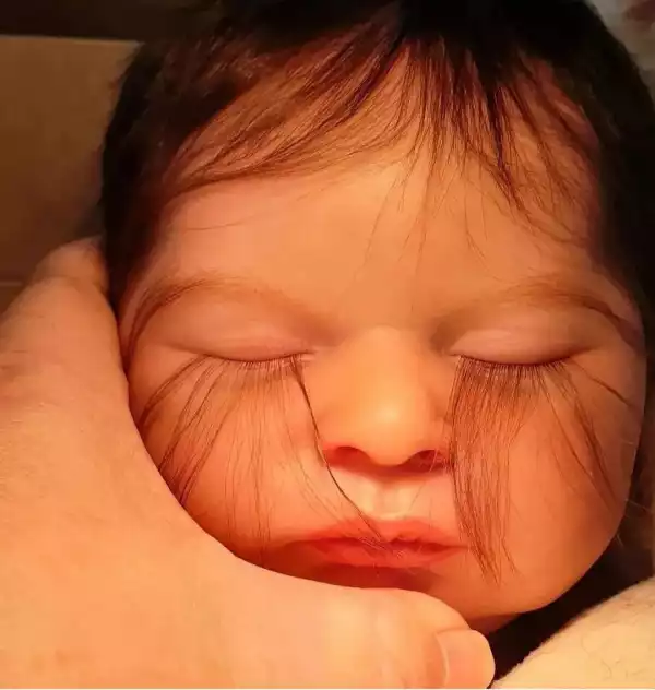 Baby Born With Lashes That Extend To Lips (Photos)