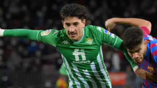 Arsenal fullback Bellerin tribute to Real Betis after Copa winning loan