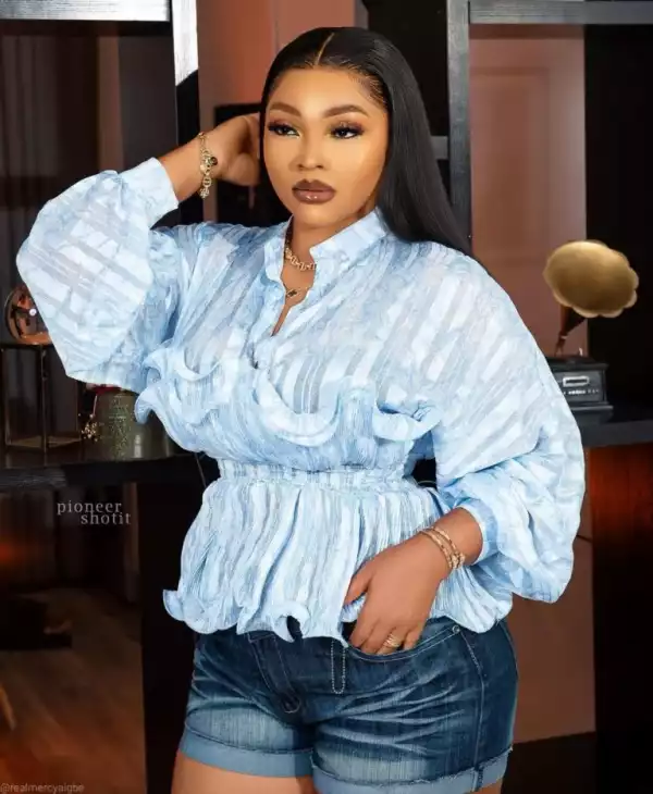 ‘Davido No Get Two Heads, I Am Waiting For 1 Million Naira Alerts From My Friends’ – Mercy Aigbe
