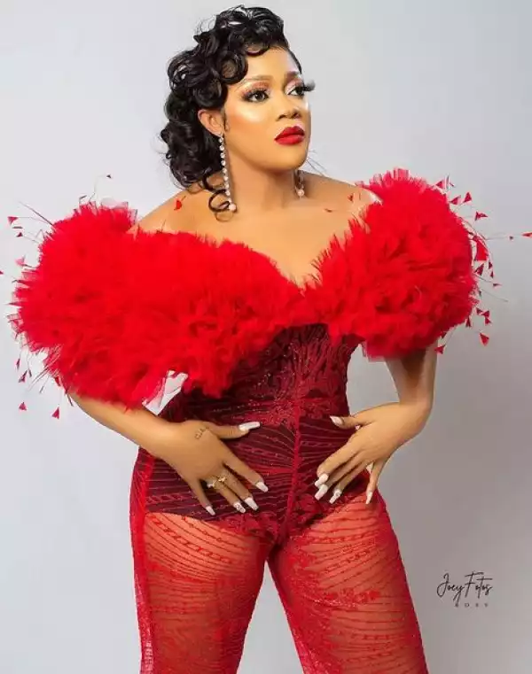 My Body Was Perfectly Moulded By God - Actress Eve Esin Slams Critics Body-shaming Her