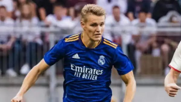Odegaard and Ramsdale completing Arsenal medicals