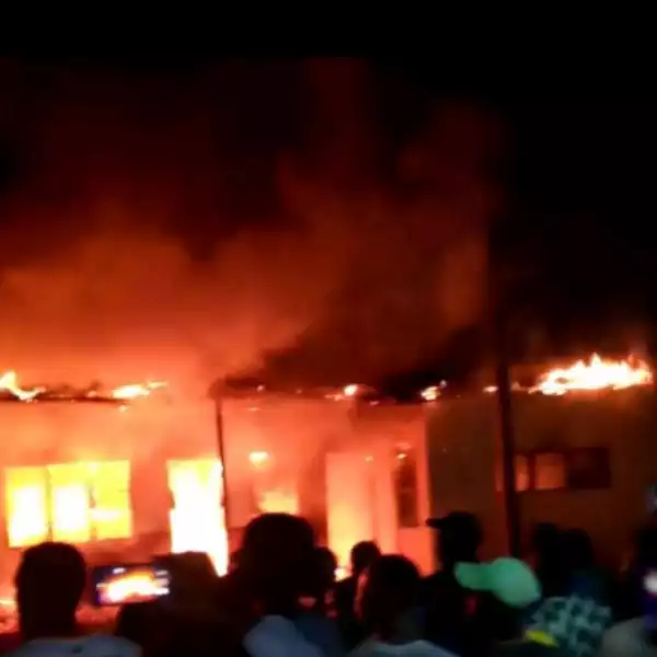 Fire Destroys Goods Worth Millions Of Naira In Calabar Market