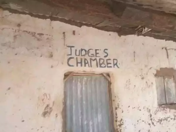 Alleged Nigerian Courtroom In Gombe State Gets People Talking After Going Viral