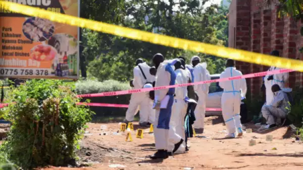 Terrorist attack school in Uganda, kill 25