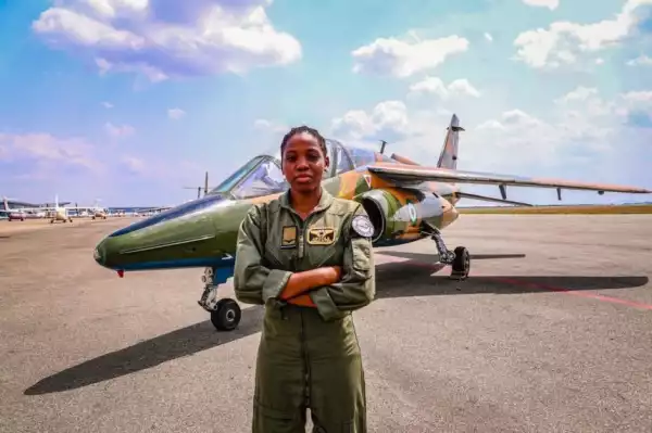 Watch Video Of Tolulope Arotile Saluted By Her Colleagues At The Airforce Base Before Burial