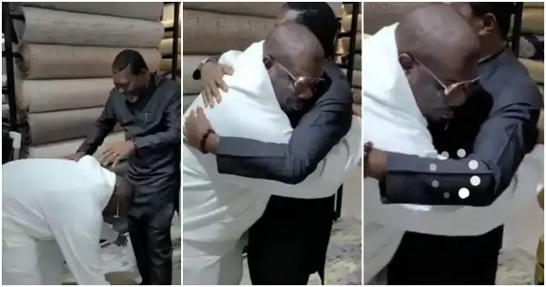 Don Jazzy Kneels Down To Greet Veteran Actor, Kanayo. O. Kanayo As They Meet For The First Time (Video)