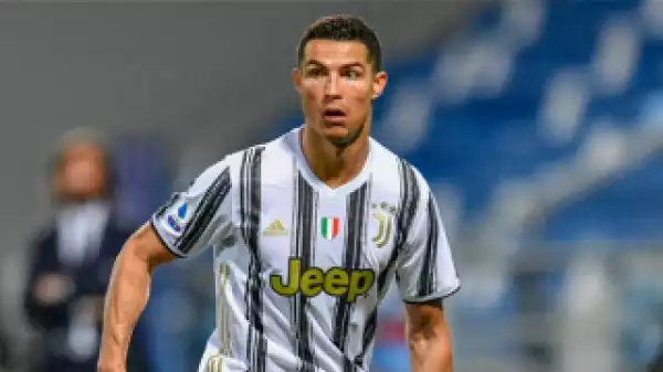 Cristiano Ronaldo informs Juventus management of season plans