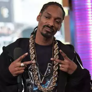 Snoop Dogg - Powder On My Clothes Ft. Busta Rhymes & Stresmatic