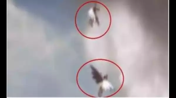 Video+Photo: See Two Angels Caught On Camera Flying In Brazil