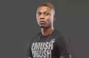 Video: How Rapper Reminisce Was Mobbed By Fans In Abule Egba Traffic By Fans