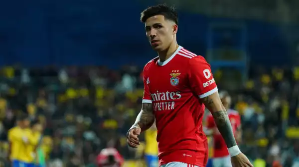 Enzo Fernandez: Benfica manager provides update amid stalled Chelsea transfer