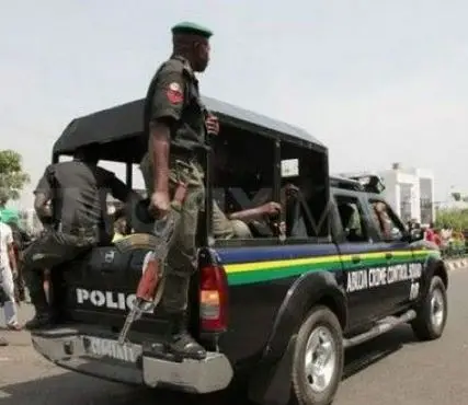 One killed as Police parade 78 suspected PMS members in Oyo