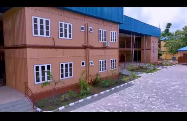 Sanwo-Olu Commissions Newly Built Vetland School In Agege, Lagos (Video, Pics)