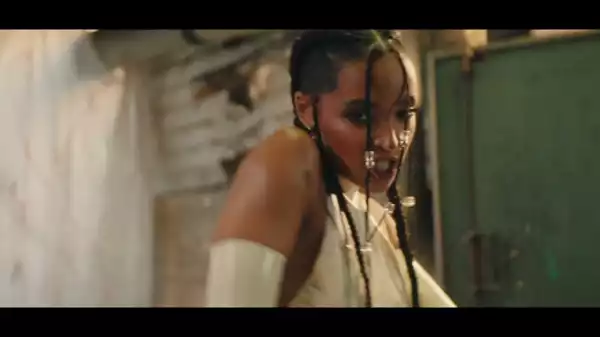Tinashe - Naturally (Video)
