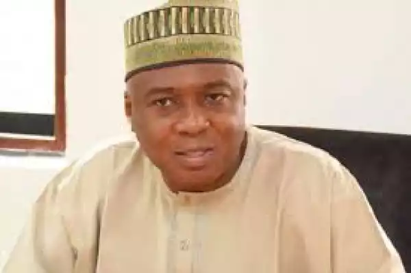 Saraki Receives Scores Of Defectors From APC To PDP In Kwara State