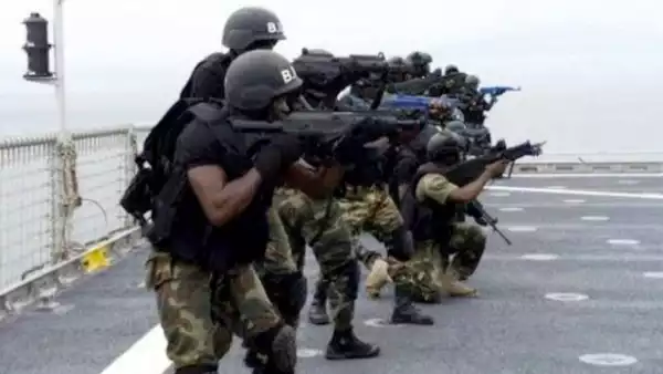 Navy Nabs Suspected Oil Thief Enroute Cameroon With 15,500 Litres Of PMS