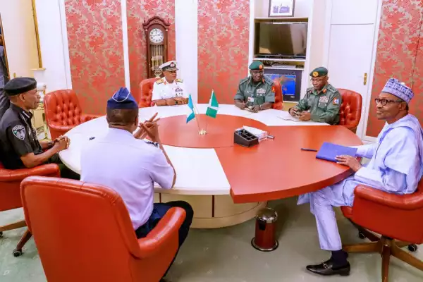 Insecurity: Buhari, Osinbajo, Security Chiefs, Others Meet In Aso Rock