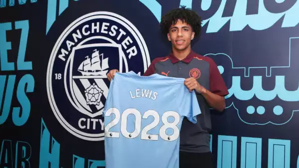 Rico Lewis signs new long-term Man City contract