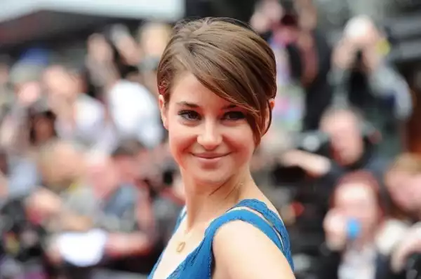 American Actress Shailene Woodley Biography & Net Worth (See Details)