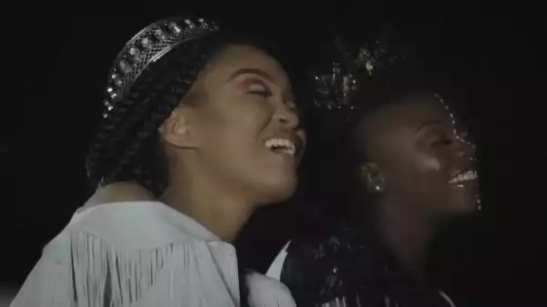 Berita – Siyathandana ft. Amanda Black (Video)
