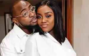 Davido Spoils His Wife, Chioma, With Wads of Dollar BIlls Ahead of Her Birthday on April 30