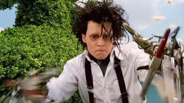 Tim Burton Reflects on His Creative Connection With Johnny Depp