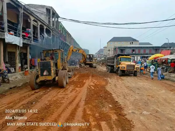Alex Otti Flags Off Construction Of Another 30km Road In Abia North