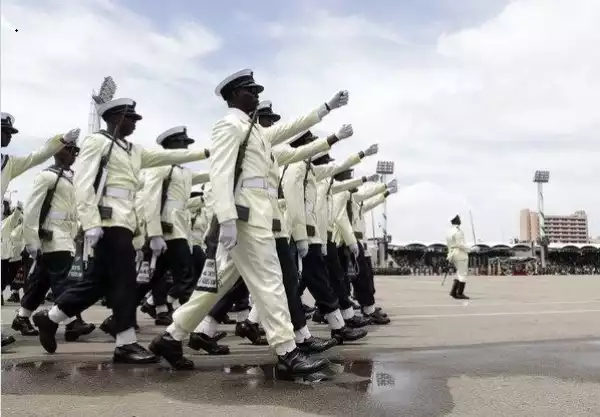 Gunmen Kill Nigerian Navy Personnel In Lagos, Residents Panic Over Reprisals
