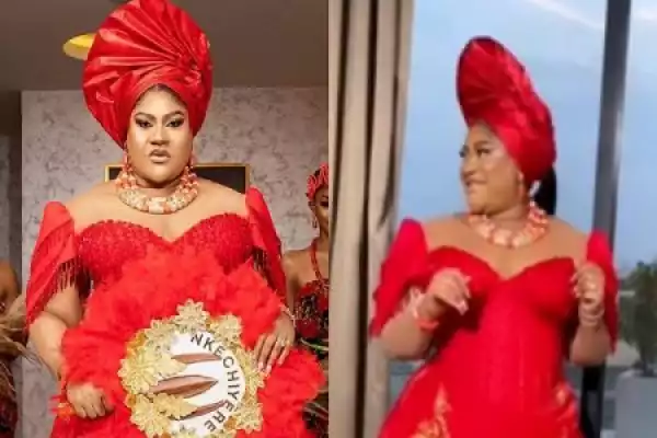 Nkechi Blessing Laments Over Difficulty To Wear N1.5 million Corset Outfit (Video)