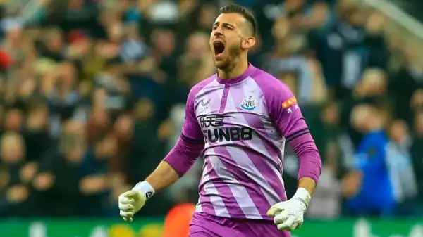 Eddie Howe confirms contact from Man Utd over Martin Dubravka