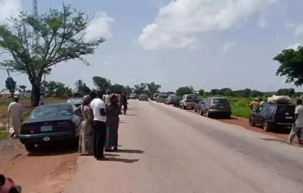 BREAKING: Bandits Kidnap Dozens Of Travellers Along Kaduna–Kachia Road