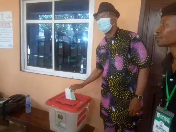 Anambra Deputy Governor Casts His Vote, Displays Ballot Paper, Hails BVAS (Photos)
