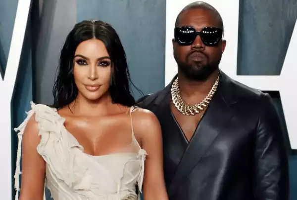 Kim Kardashian Unfollows Kanye West On Instagram