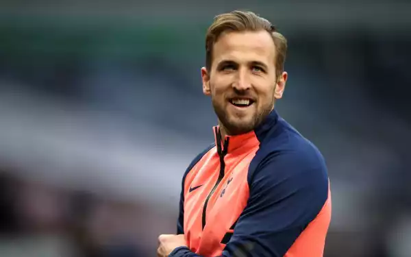 Pundit believes Daniel Levy would sell Harry Kane to Man United