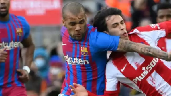 Dani Alves urging Barcelona to move for Ajax winger Antony