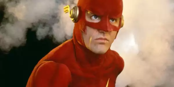 CBS Wanted 90s Flash Costume To Be A Tracksuit & Light-Up Shoes