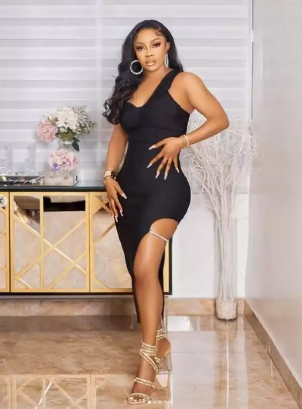 Toke Makinwa Shares Message From Her Aunt Urging Her To Get Married