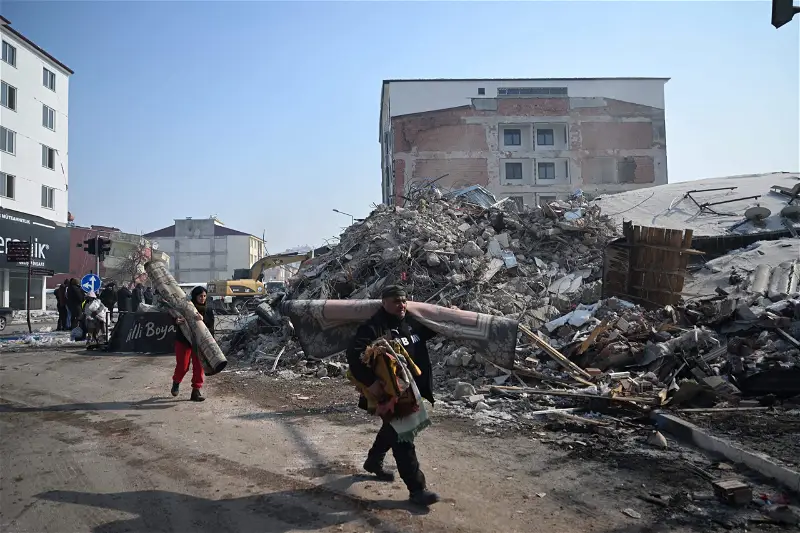 Turkey-Syria quake deaths pass 28,000, UN warns toll to double